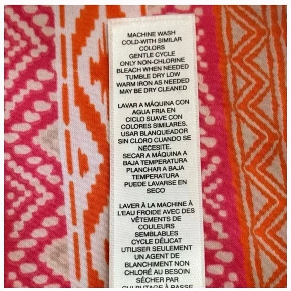 Chico's Exotic Scrolls V-Neck Poncho Top NWT - Picture 4 of 7